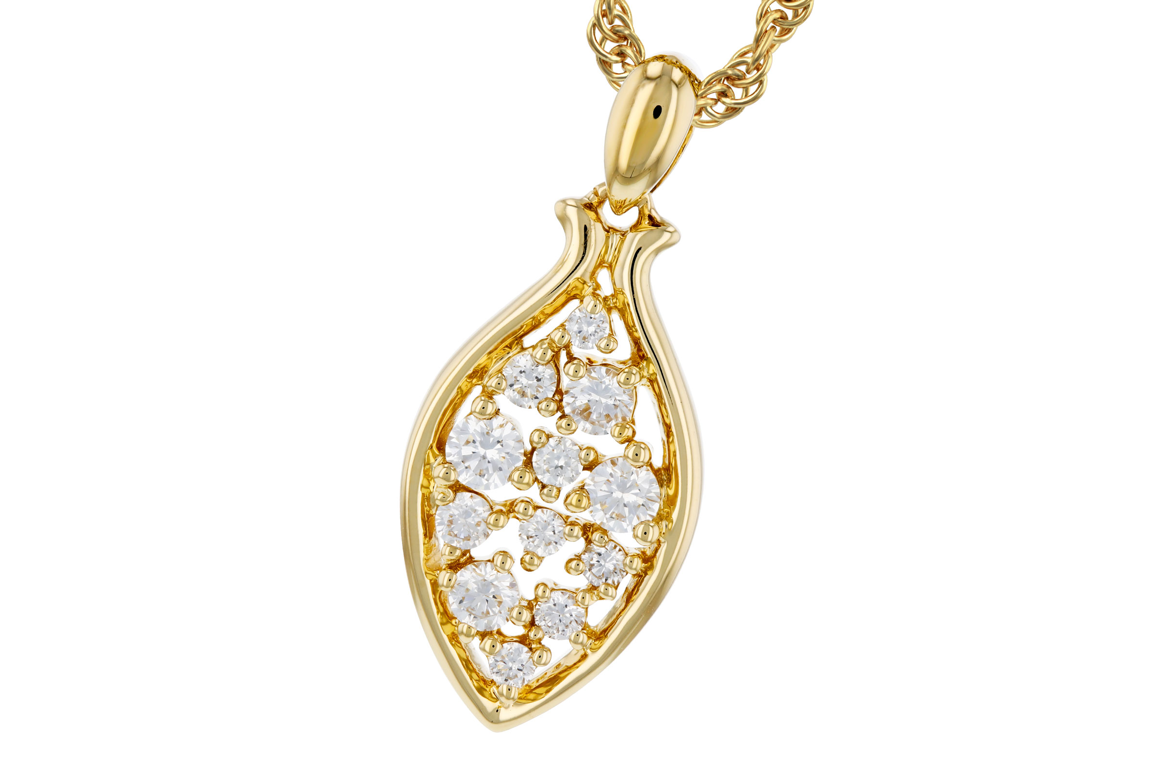 E302-74941: NECKLACE .26 TW