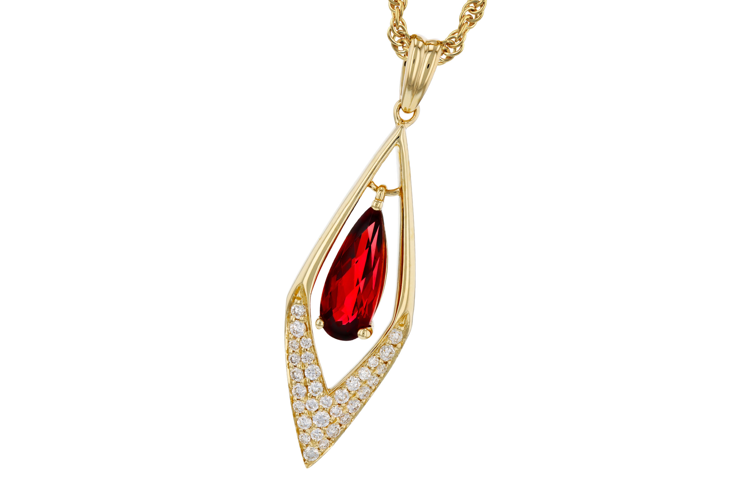 M302-74931: NECK .93 GARNET 1.10 TGW (10x4MM GAR)